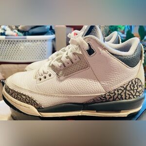 Jordan 3 “Hide and Seek”